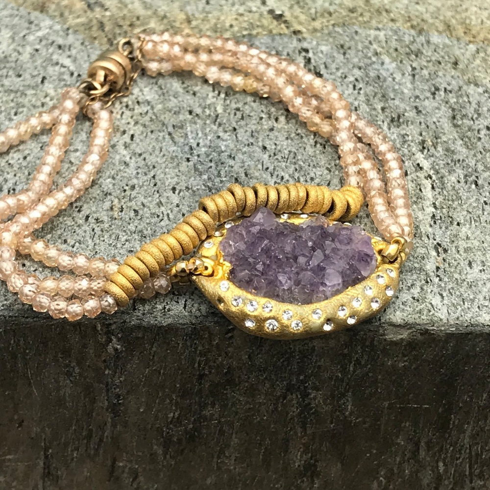 Handmade bracelet Amethyst druzy with crystals - Picture 4 of 5